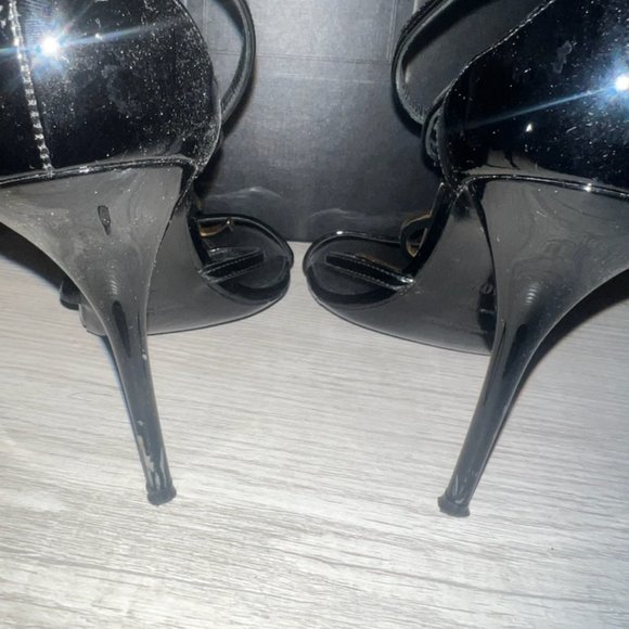 Saint Laurent Cassandre Logo Plaque Heels Size 40 - Picture 2 of 3